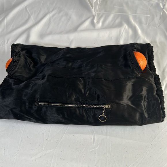 Vintage curly Persian lambswool hand warmer. Satin lining. Zipper. 16"x12" - Picture 2 of 3